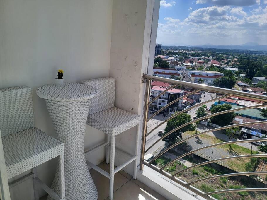 Kandi Tower 3, Premium 1Br With 2Cr & 2 Balcony. Angeles Εξωτερικό φωτογραφία